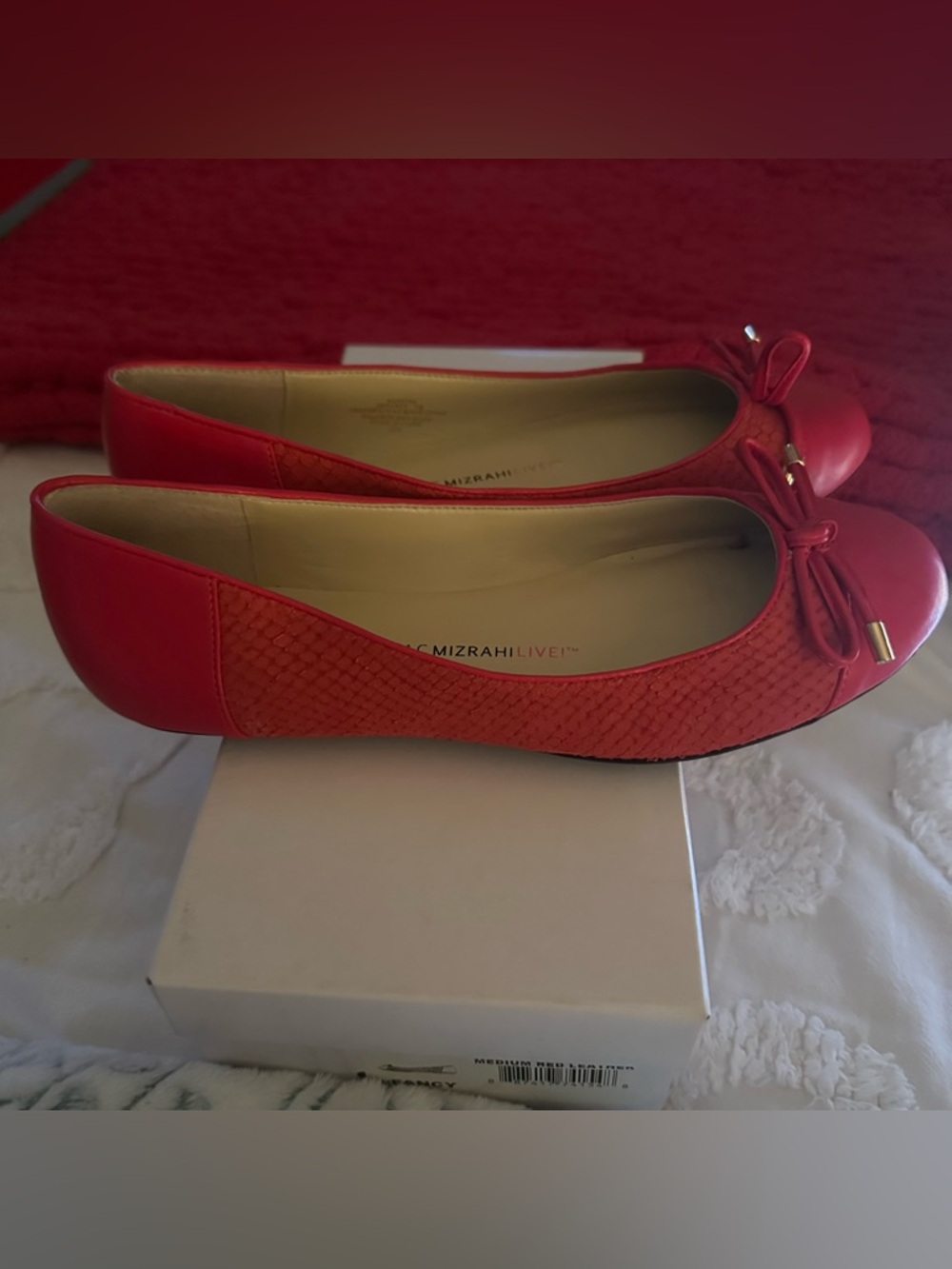 Isaac Mizrahi Red Faux Leather Flats - size 7